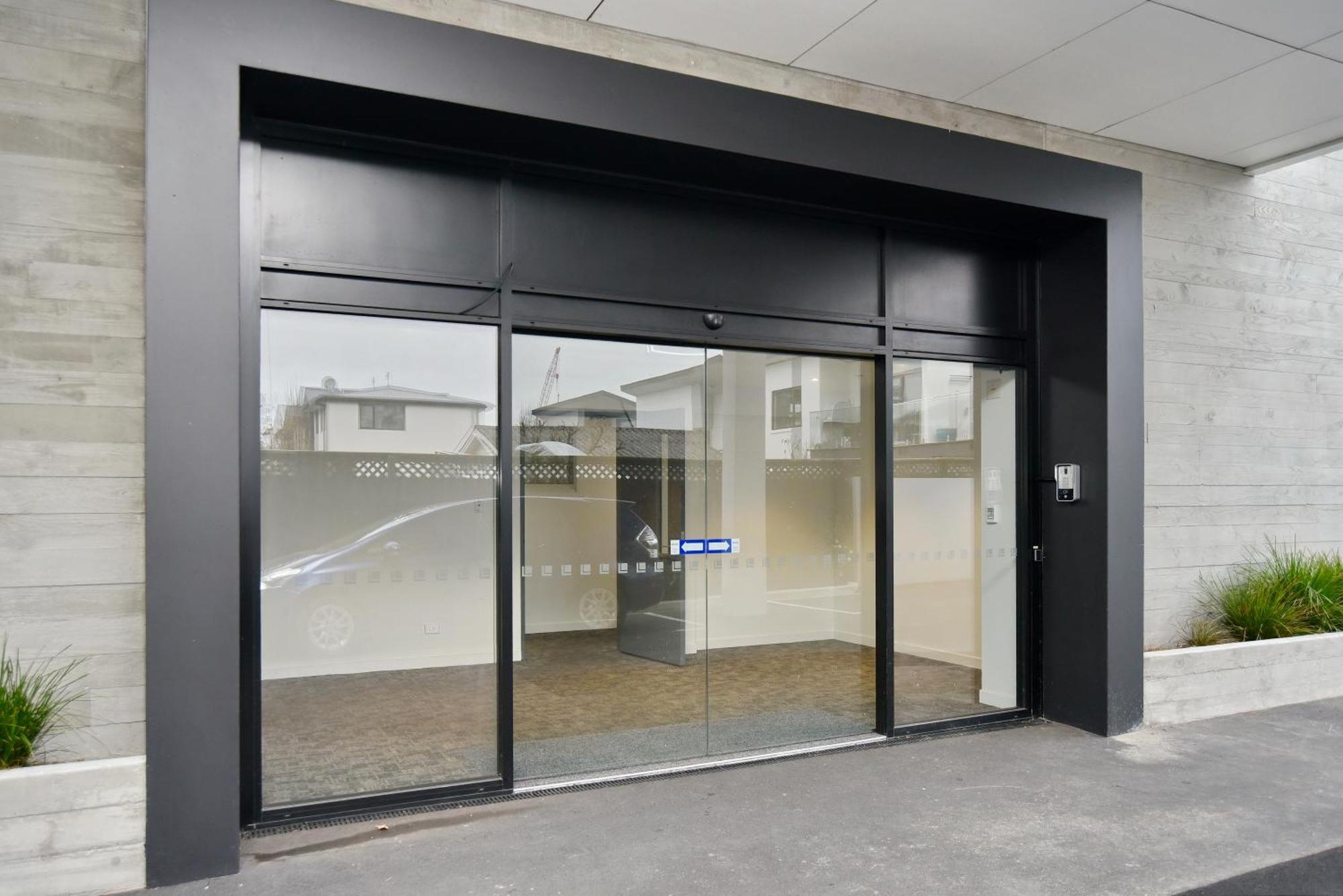 Latimer Loft - Christchurch Holiday Homes Buitenkant foto