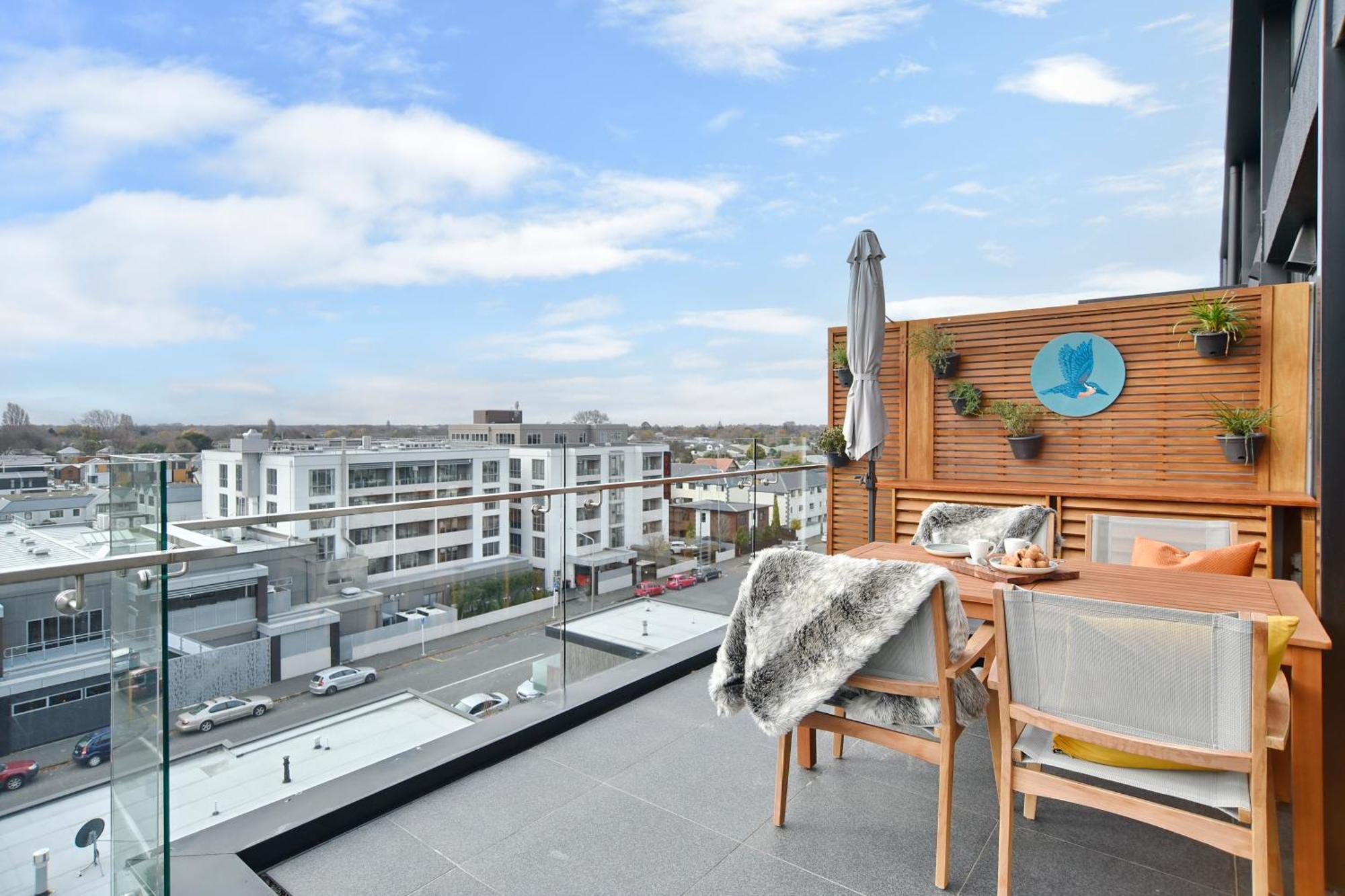 Latimer Loft - Christchurch Holiday Homes Buitenkant foto